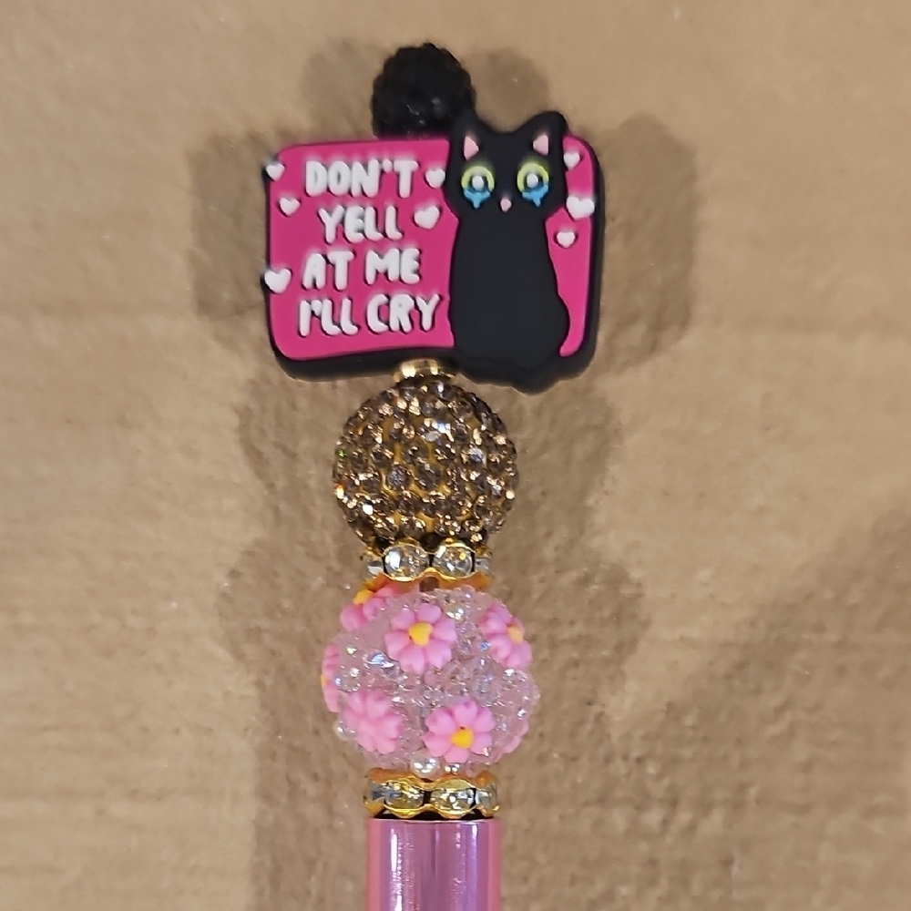 Pink and Gold Decorative Pen - Picture 3 of 4